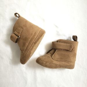 Joe Fresh Baby Nubuck Boots